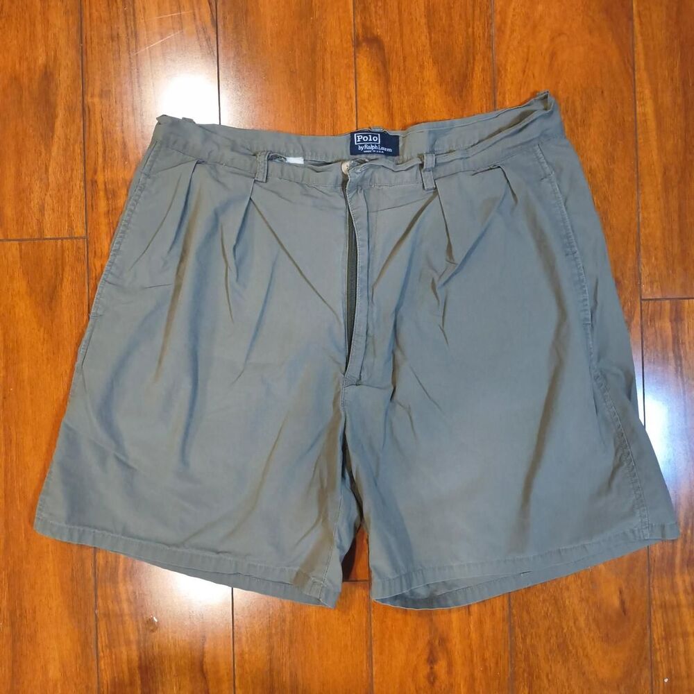 VINTAGE Polo by Ralph Lauren Made in USA Olive Green Pleated Shorts 32 (No Tag)